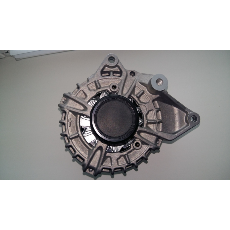 Генератор на MERCEDES-BENZ C-Class - 16, 0125812011, 0125812010, A0009067703, 0986082140, 8214, 0009067703